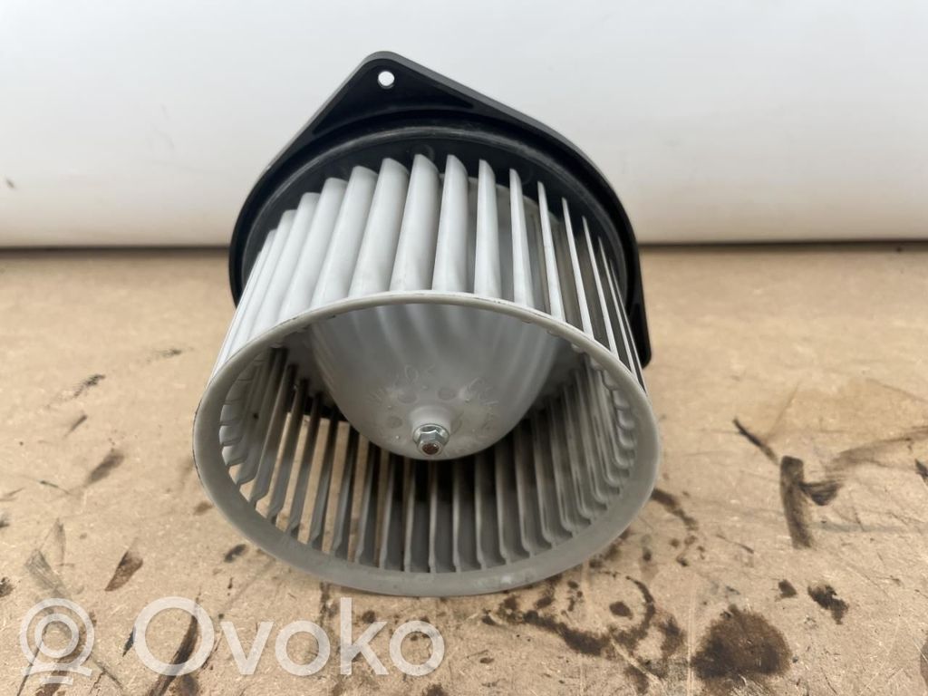 Suzuki Grand Vitara II Ventola riscaldamento/ventilatore abitacolo 