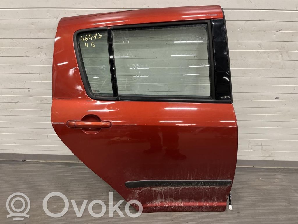 Suzuki Swift I Puerta trasera 