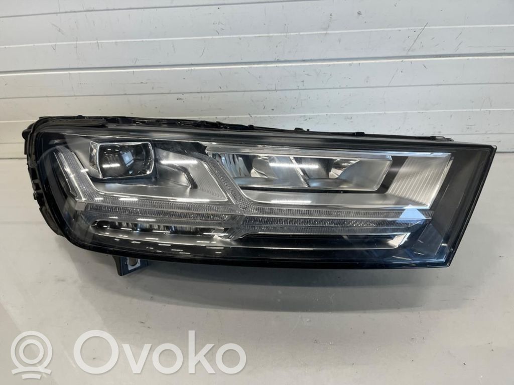 Audi Q7 4M Scheinwerfer 