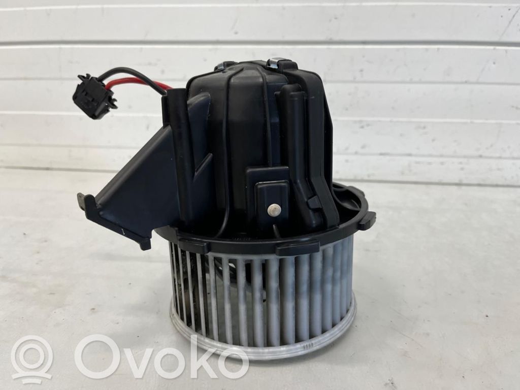 Audi A4 S4 B8 8K Wentylator nawiewu / Dmuchawa 