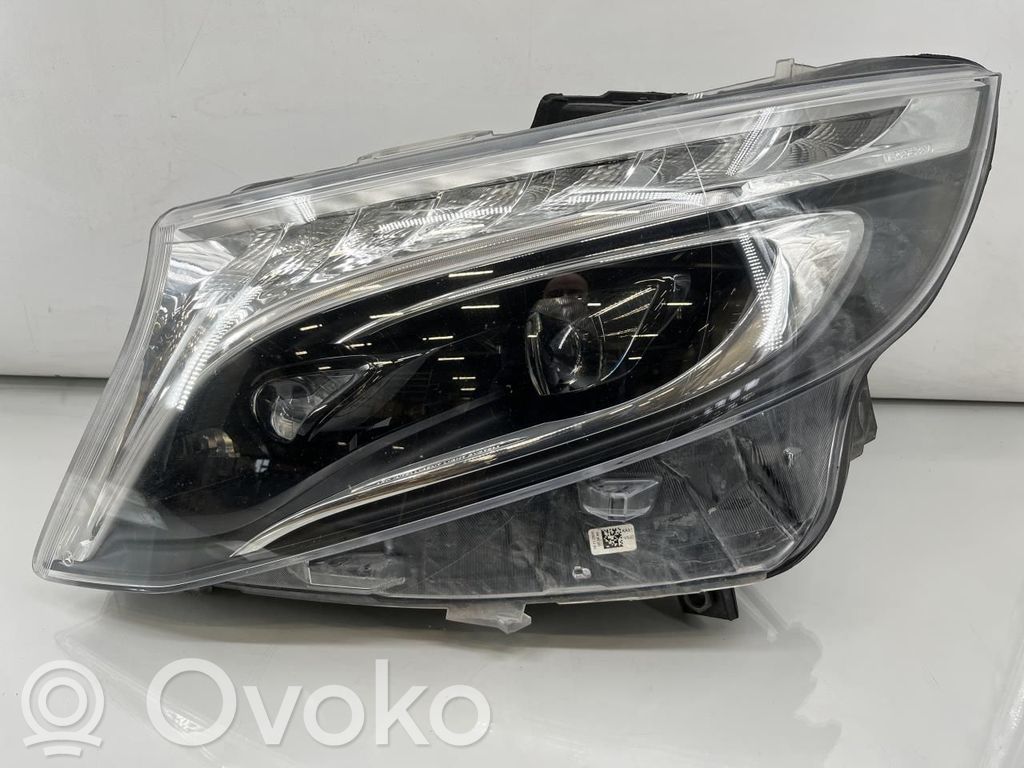Mercedes-Benz Vito Viano W447 Faro/fanale