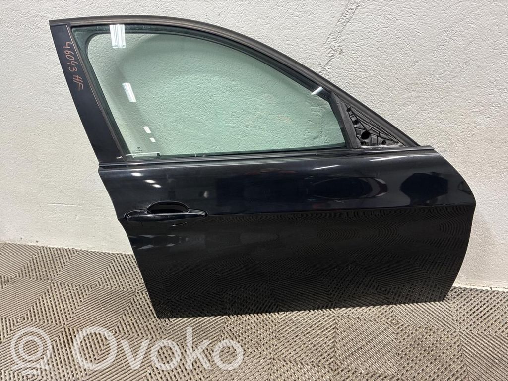 Front door   41515A2A386,41515A2A386