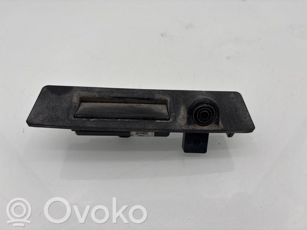 Tesla Model Y Bagažinės dangčio atidarymo jungtukas 