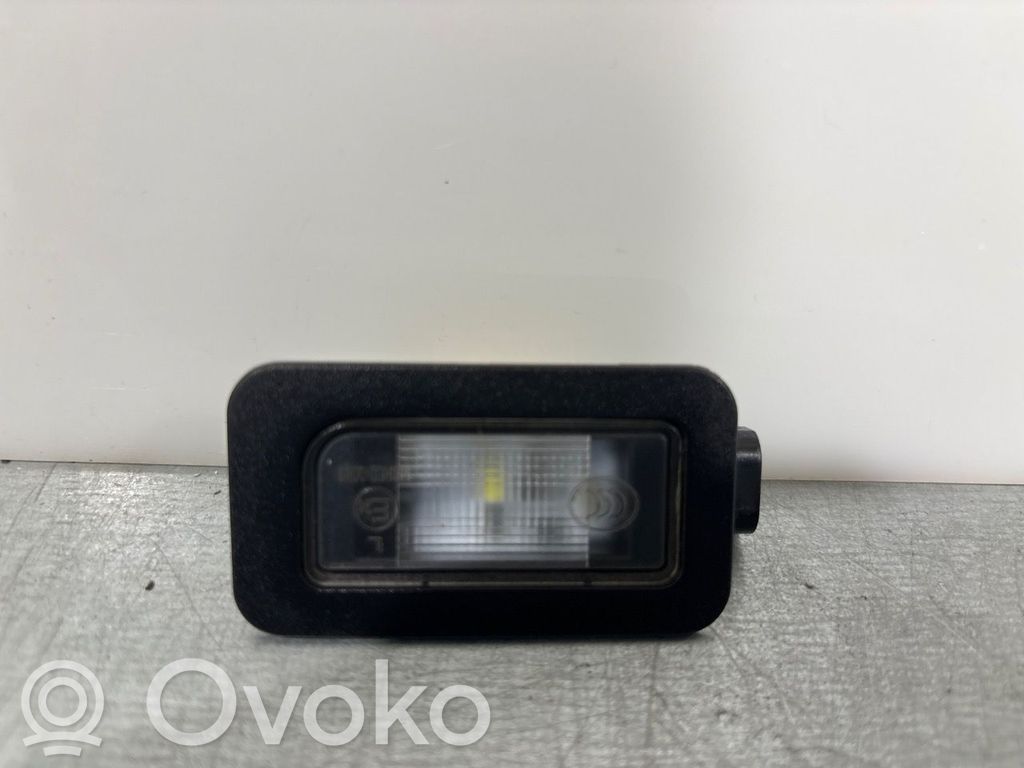 Éclairage de plaque d'immatriculation   SA3F4108100D1,SA3F4108100D1,SA3F4108100D1,SA3F4108100D1