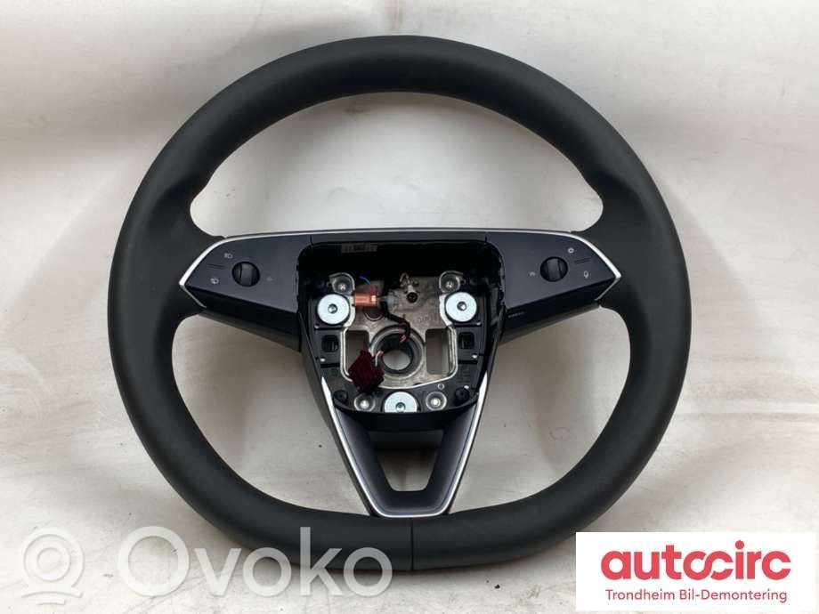 Tesla Model Y Juniper Vairas 