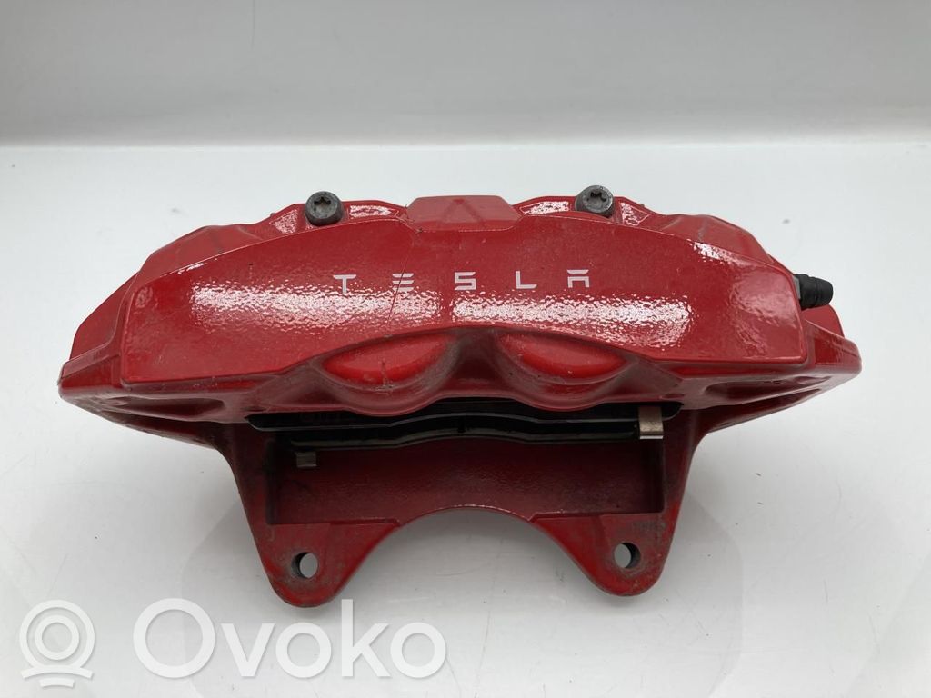 Tesla Model Y Juniper Etujarrusatula 
