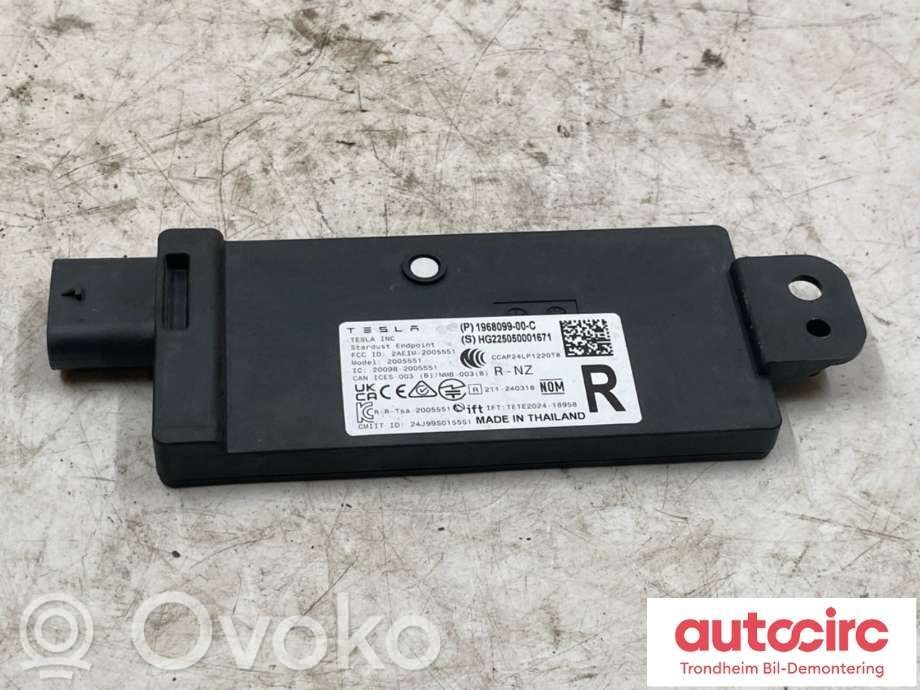 Tesla Model Y Juniper Bluetooth modulis 