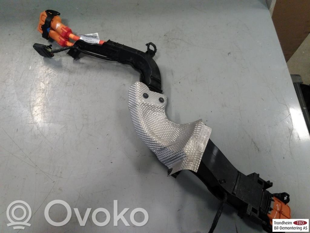 Kabel wysokiego napięcia   32266617,32286760,32266617,32286760