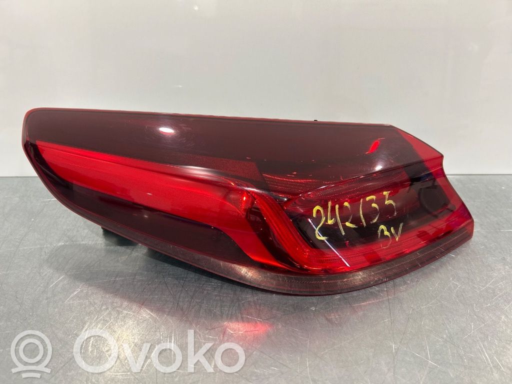 KIA Xceed Aizmugurējais lukturis virsbūvē 
