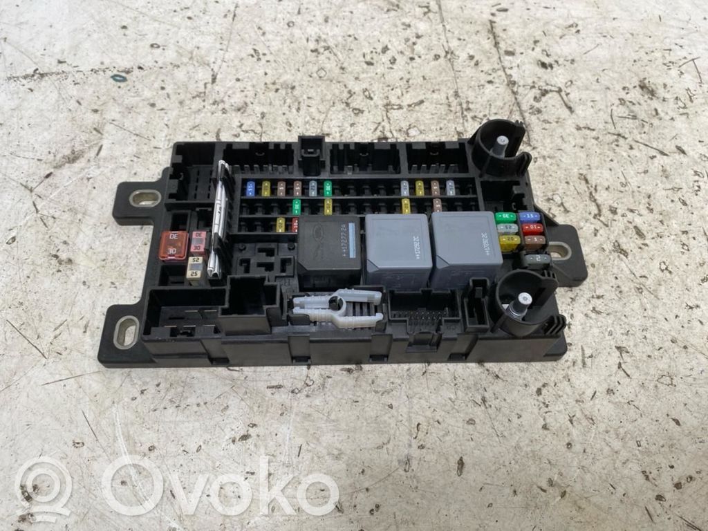 Jaguar E-Pace Drošinātāju kaste (komplekts) 