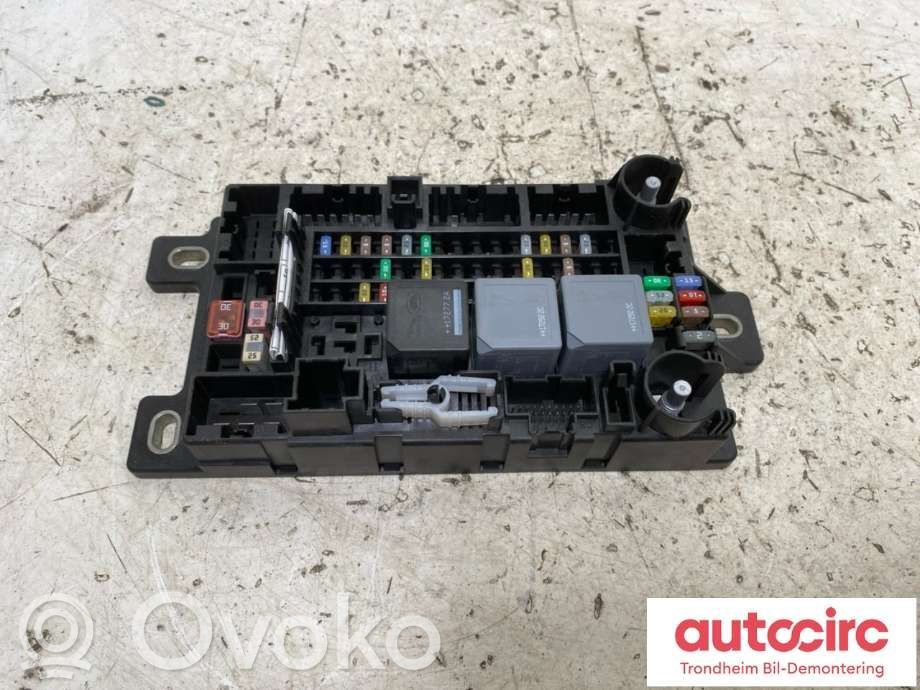 Jaguar E-Pace Fuse box set 