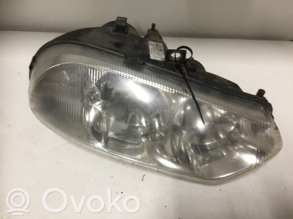 Alfa Romeo 156 Faro/fanale 