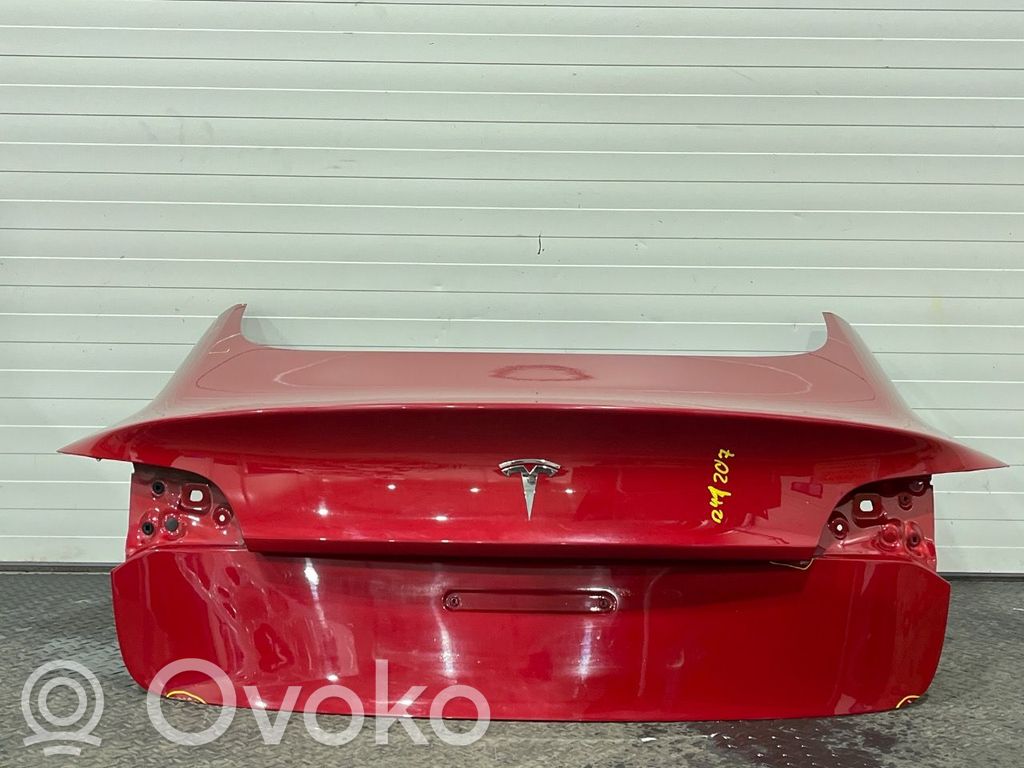 Tesla Model 3 Couvercle de coffre 