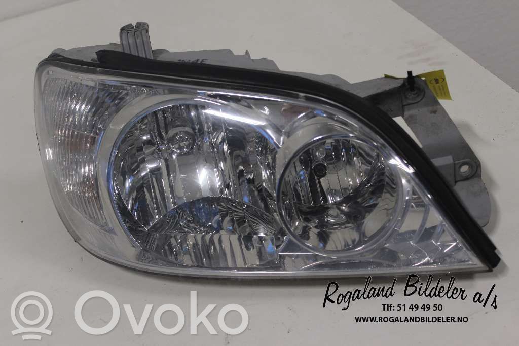 KIA Carnival Etu-/Ajovalo 