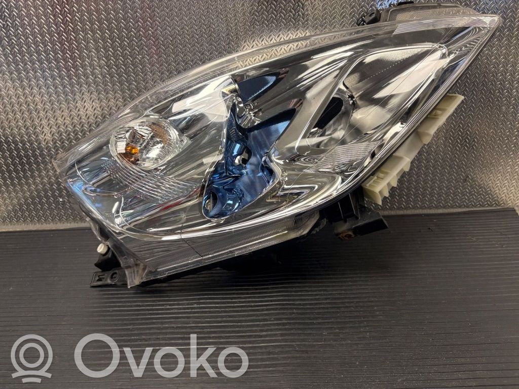 Nissan Leaf I (ZE0) Scheinwerfer 