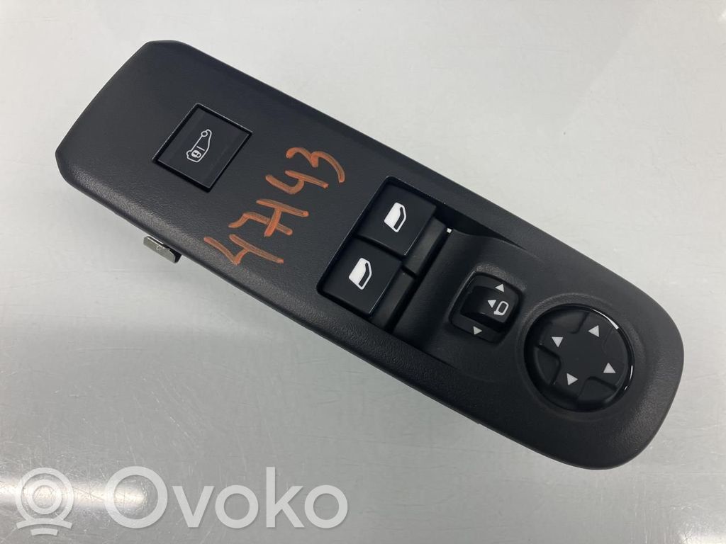 Toyota ProAce City Electric window control switch 