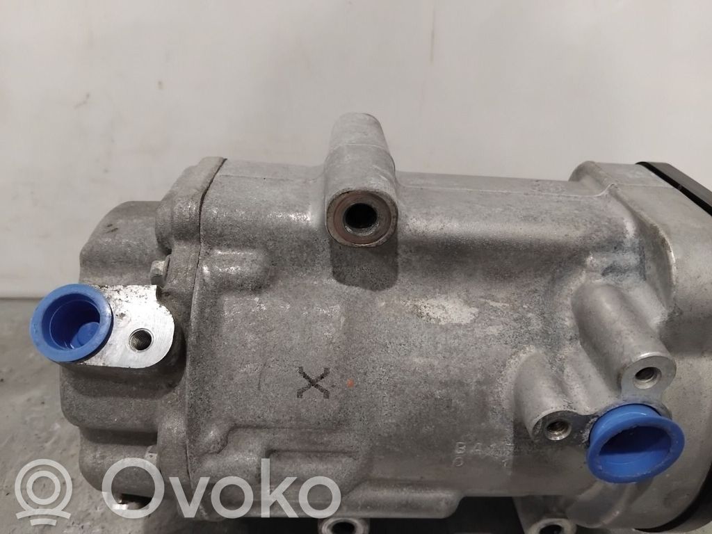 Toyota RAV 4 (XA50) Kompresor / Sprężarka klimatyzacji A/C 