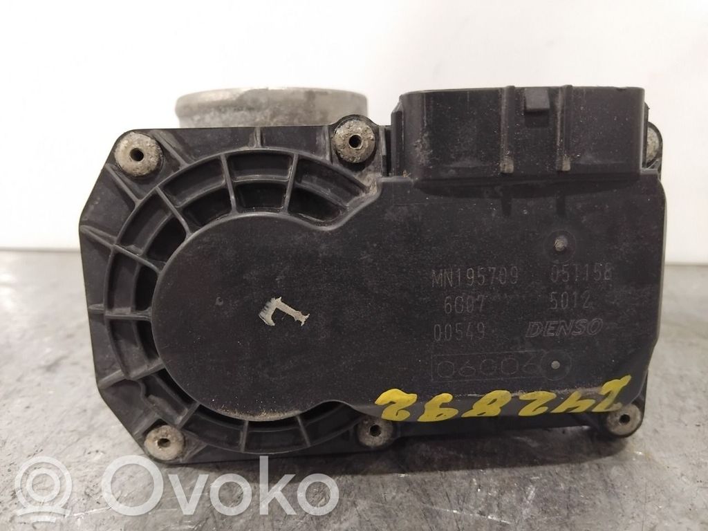 Mitsubishi Colt Kaasuttimen ilmaläppärunko 