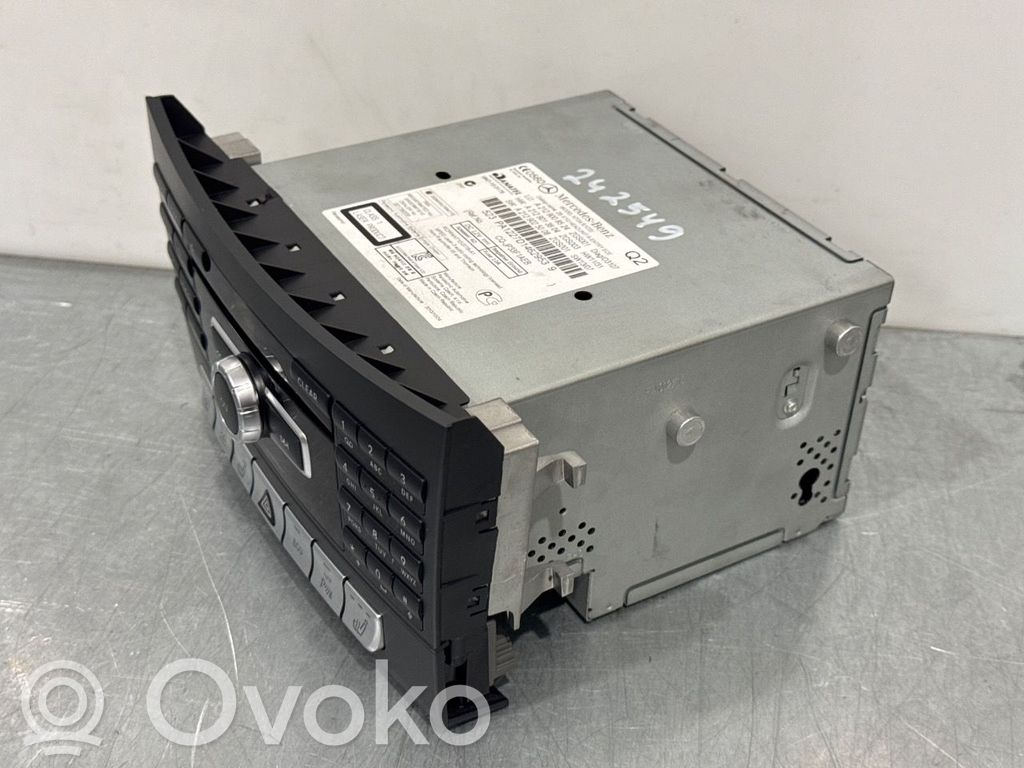 Mercedes-Benz E W212 Panel / Radioodtwarzacz CD/DVD/GPS 