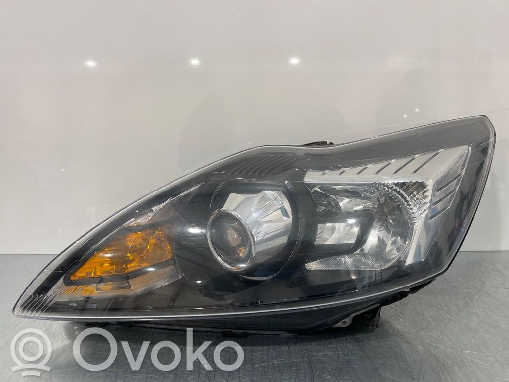 Ford Focus Headlight/headlamp 