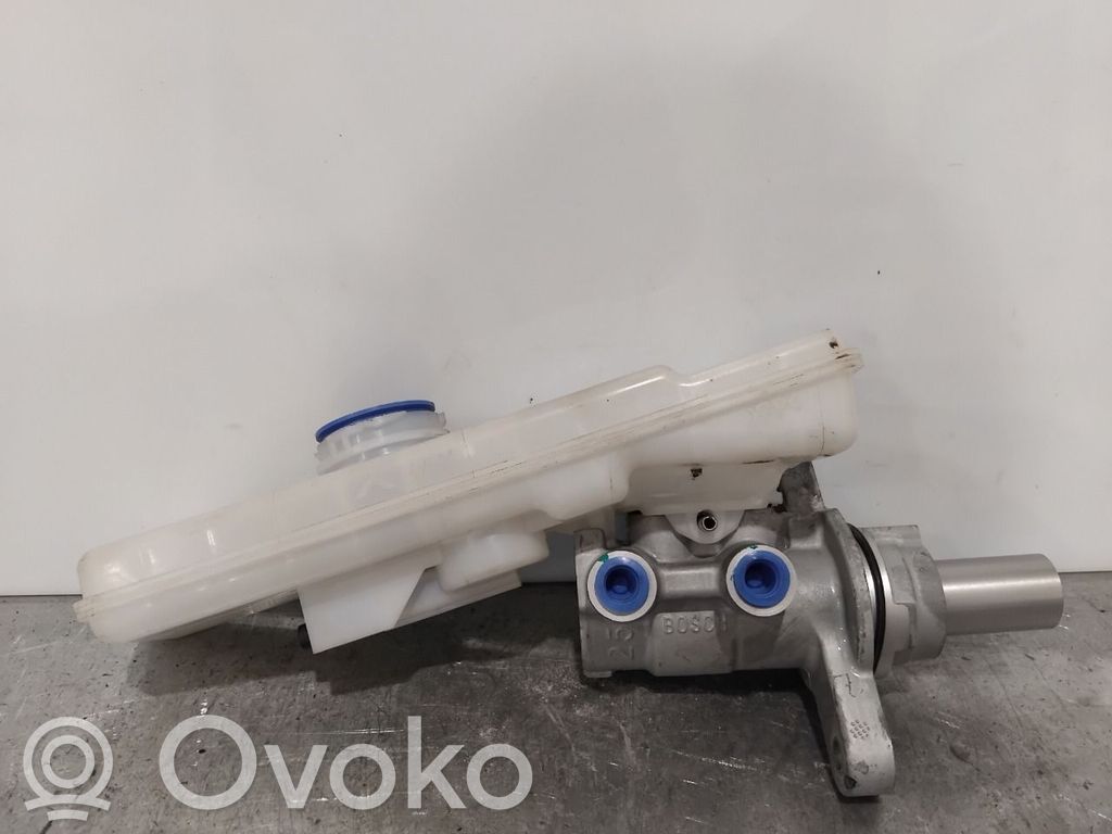 Tesla Model 3 Pääjarrusylinteri 