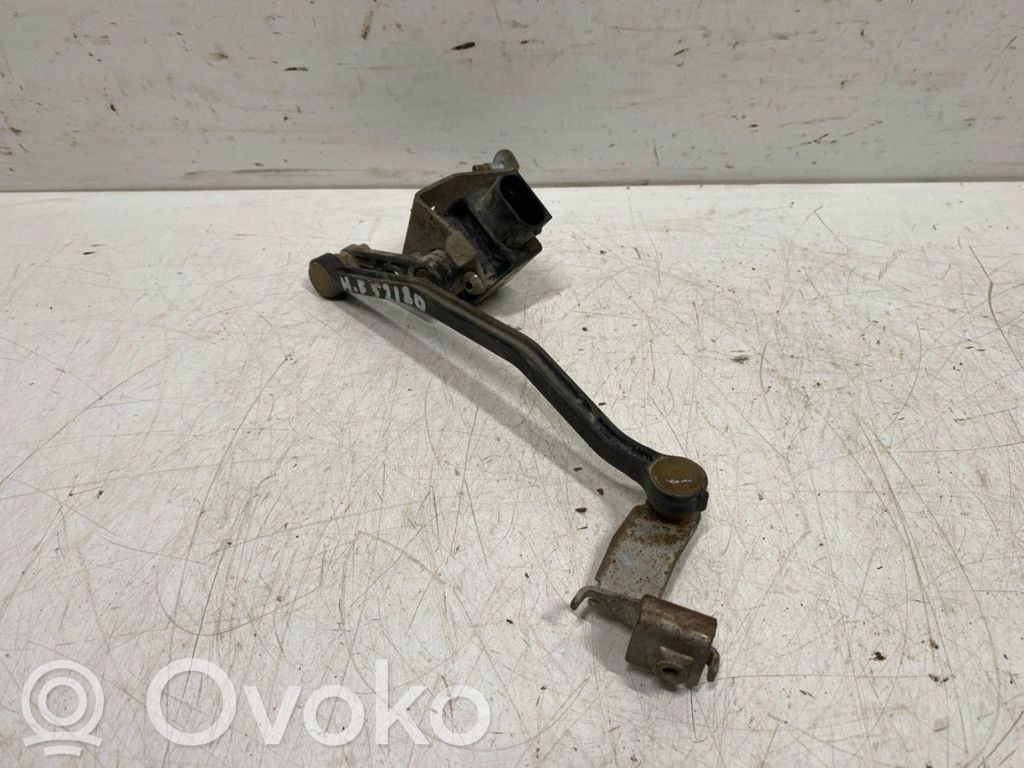 Volvo V70 Air suspension front height level sensor 