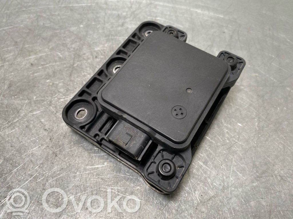 Radar / Czujnik Distronic   99110BF000