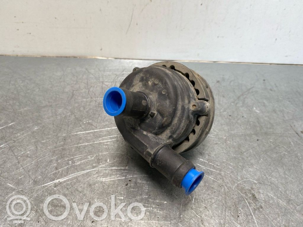 Pompe de circulation d'eau   J9D38501AA,J9D318D475AA,J9D1109,J9D38501AA