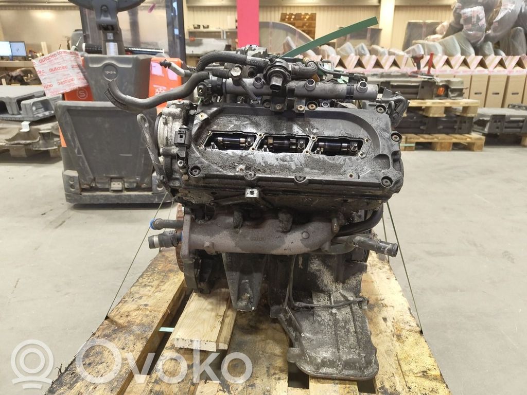Engine   059100033E,059100098GX,059100033E,059100098GX