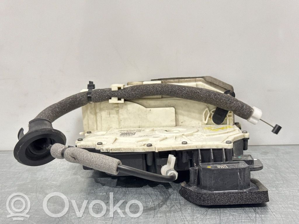 Etuoven lukko   4K1837016J,4K1837016J,4K1837016J,4K1837016J