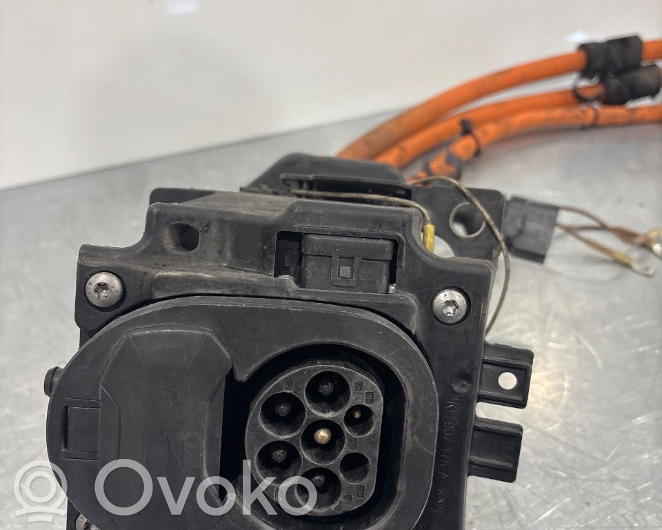 Audi e-tron High voltage cable 