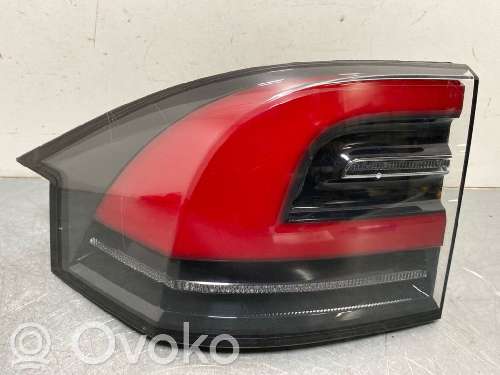 Tesla Model X Rear/tail lights 