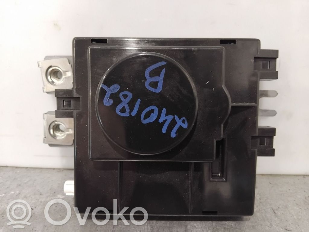 Mercedes-Benz C W204 Amplificatore antenna