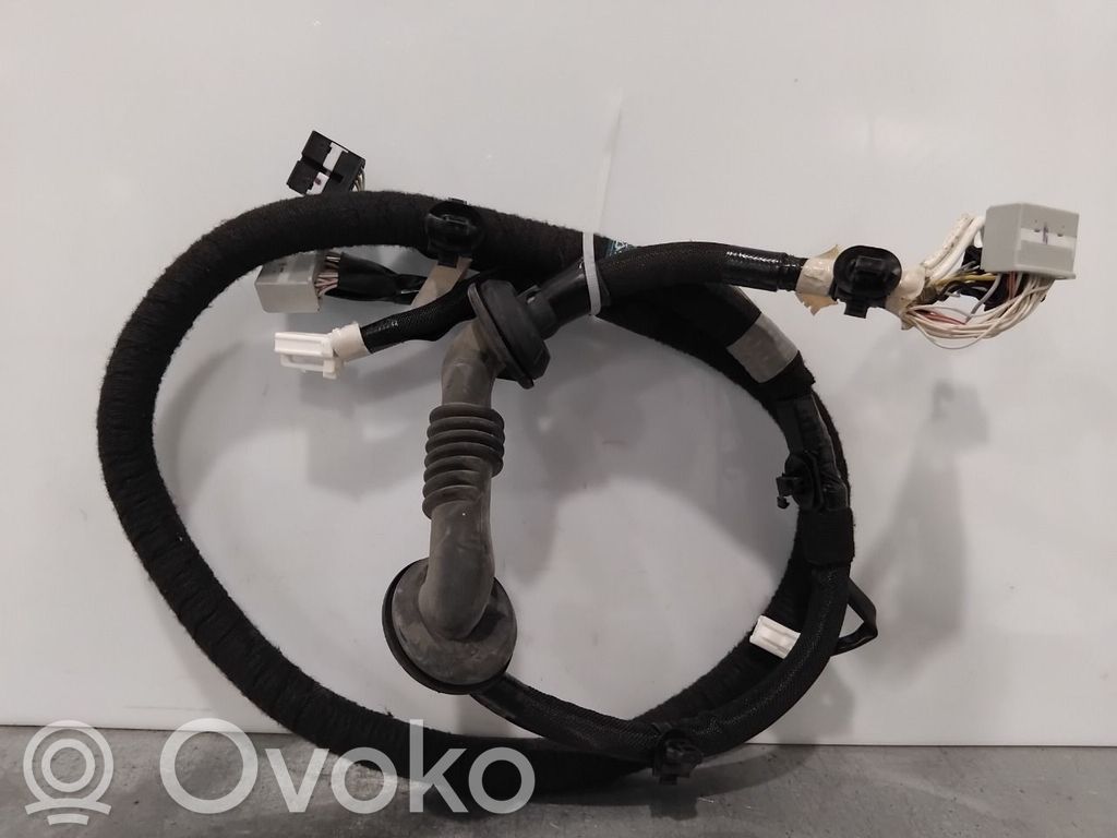 Lexus NX Wiązka przewodów 