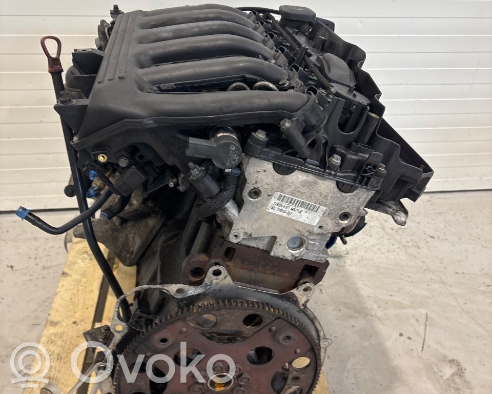 BMW 7 E65 E66 Variklis 