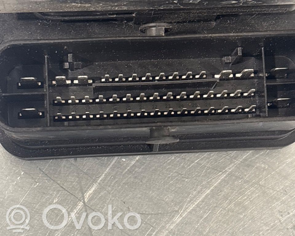 Volkswagen PASSAT B8 Pompă ABS 