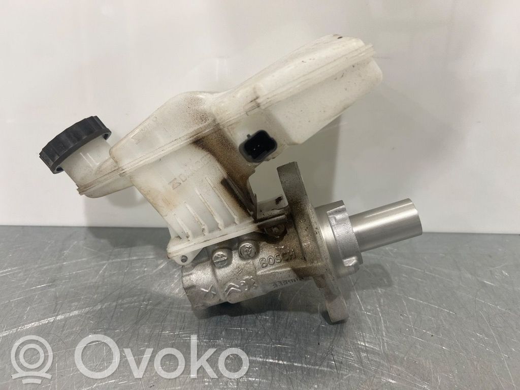 Peugeot 3008 III Główny cylinder hamulca 