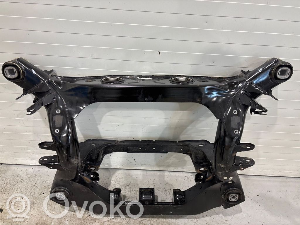 BMW iX3 Galinis traversas 