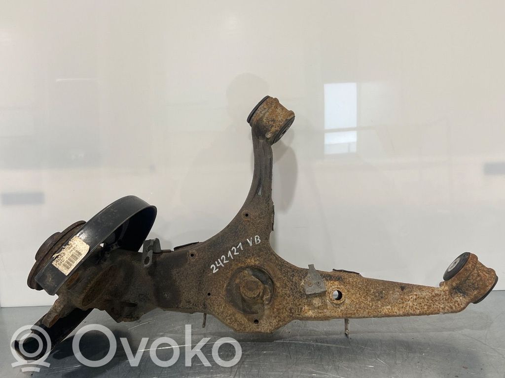 Volkswagen Transporter - Caravelle T6 Zwrotnica koła tylnego