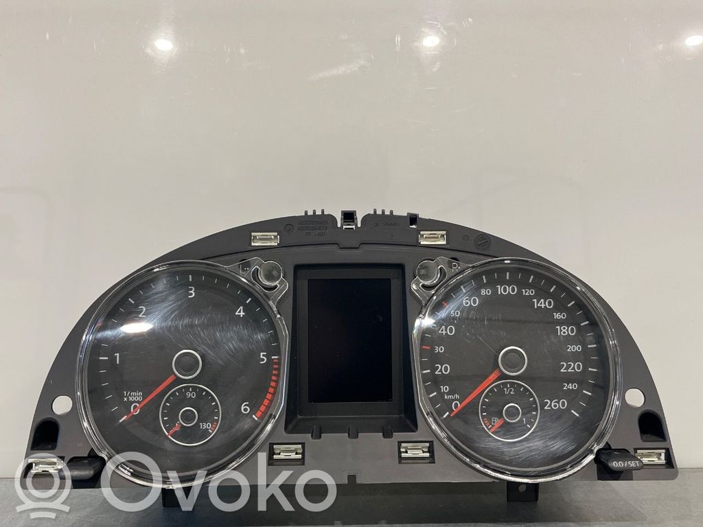 Volkswagen PASSAT B7 Nopeusmittari (mittaristo) 