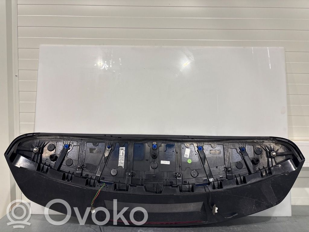 Audi e-tron Tailgate/trunk spoiler 