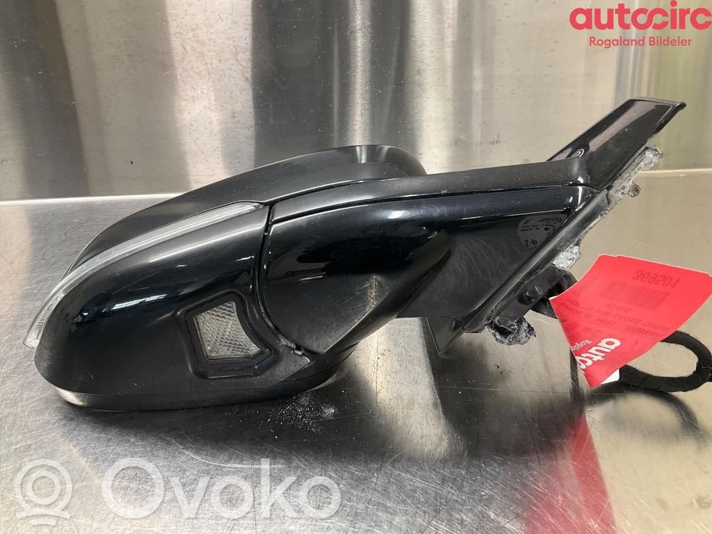 Volvo V40 Elektryczne lusterko boczne drzwi 