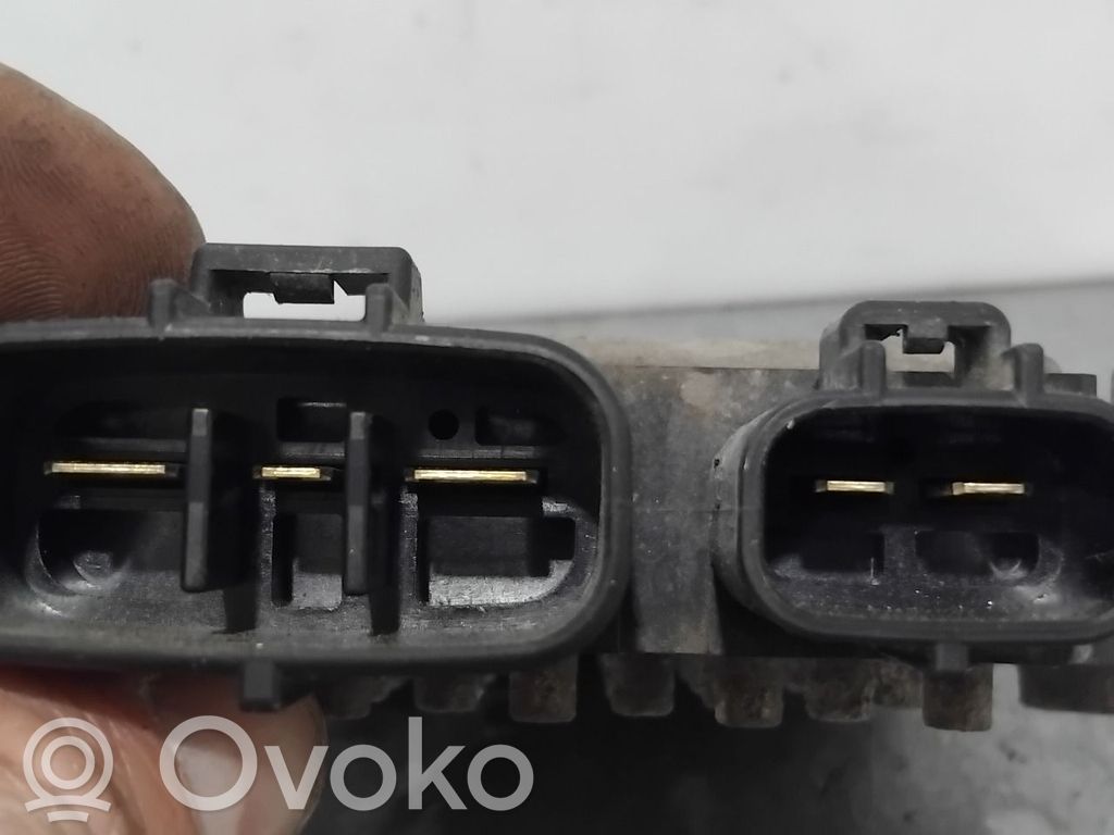 Tesla Model S Coolant fan relay 