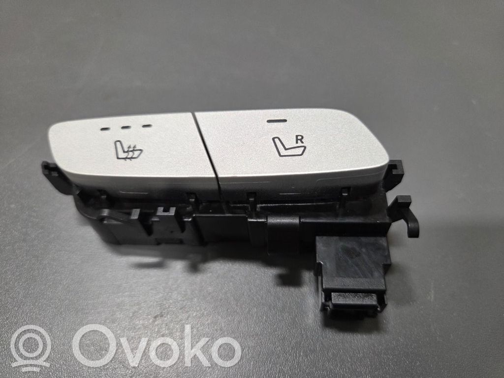 Mercedes-Benz E W213 Comutator încălzire scaune 