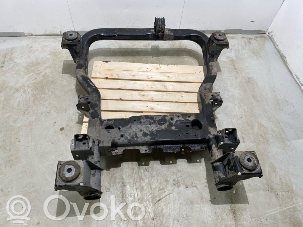 Volkswagen Transporter - Caravelle T6 Rama pomocnicza przednia 