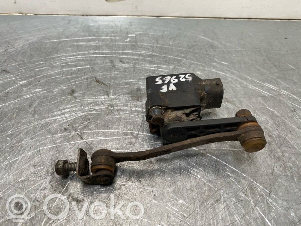 Mercedes-Benz S W220 Sensore di livello di altezza della sospensione pneumatica anteriore (usato) 