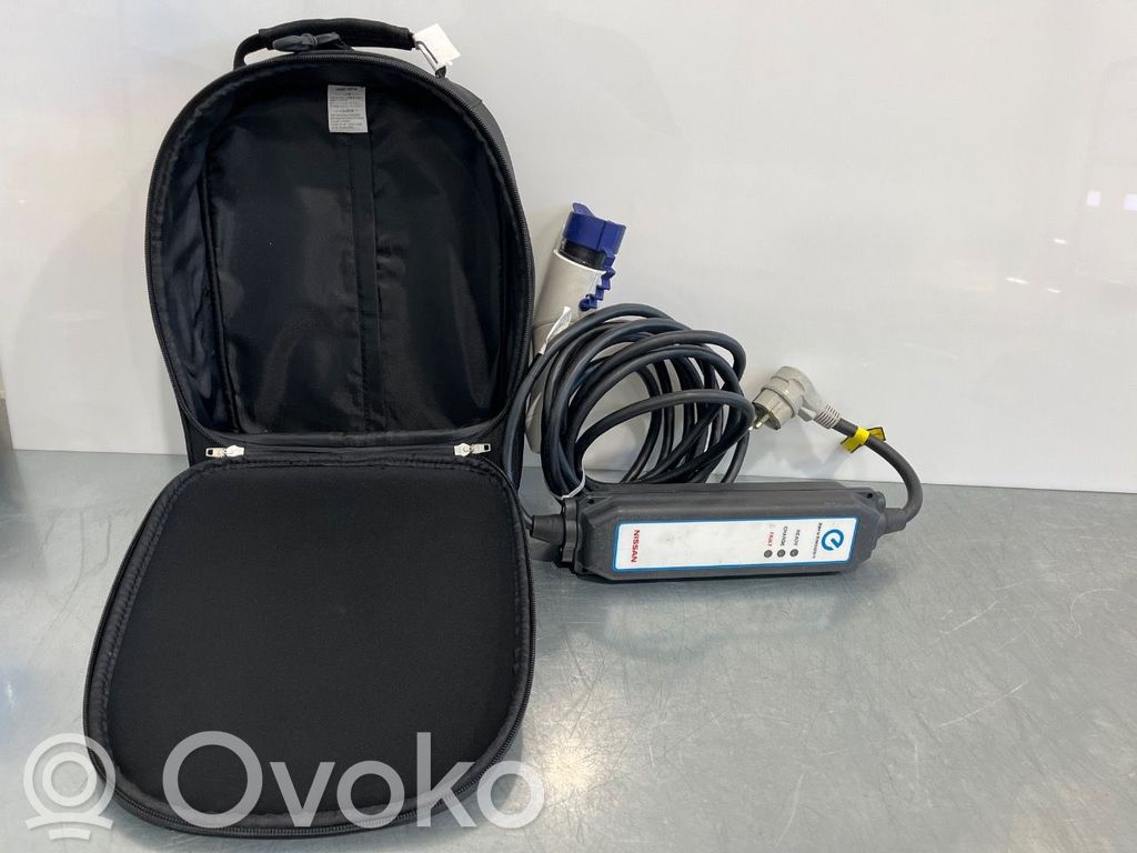 Nissan Leaf I (ZE0) Kabel do ładowania samochodu elektrycznego 