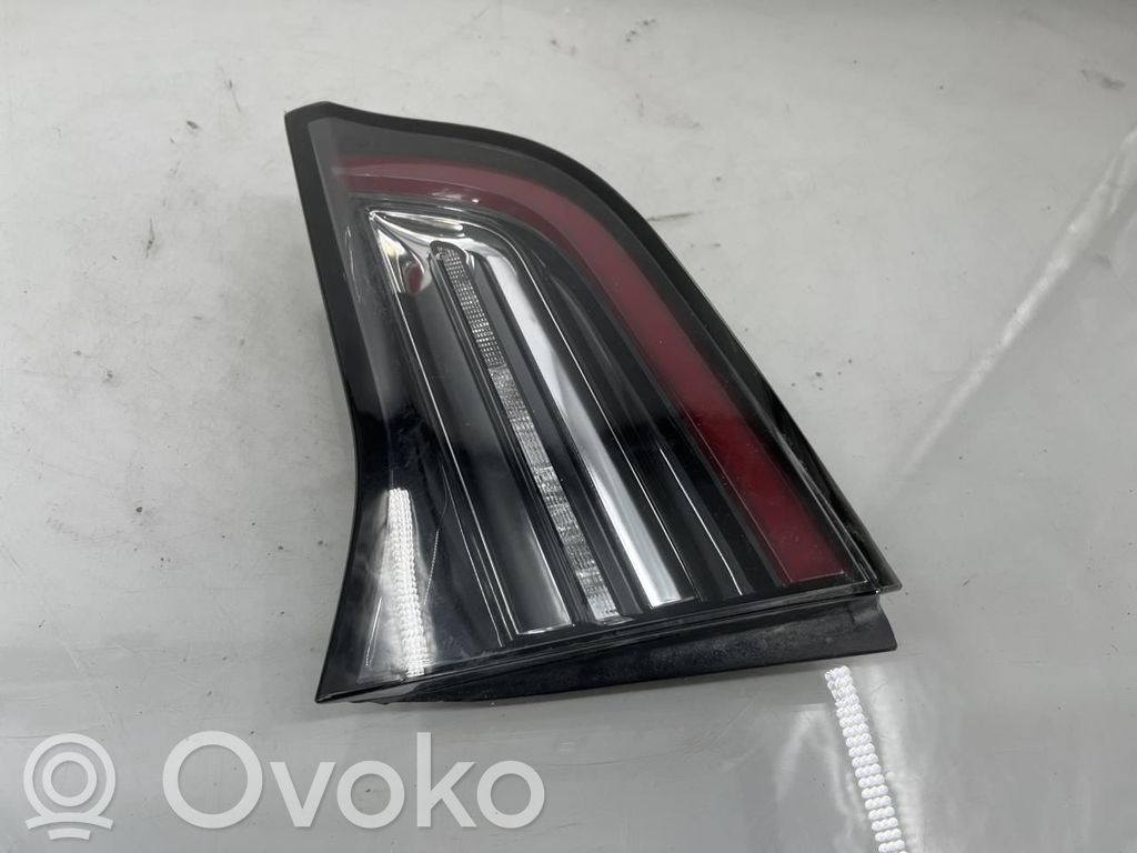 Tesla Model 3 Takavalot 