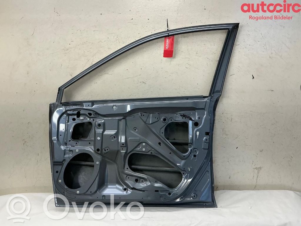 Subaru Outback (BS) Puerta delantera 