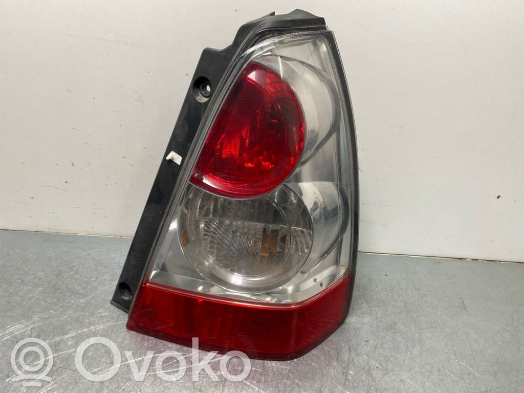 Subaru Forester SG Aizmugurējais lukturis virsbūvē 